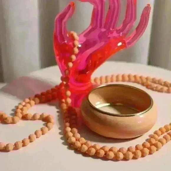 Just Peachy-3" Diameter Peach Domed Bracelet and Acrylic Bead Necklace62" - Picture 1 of 5